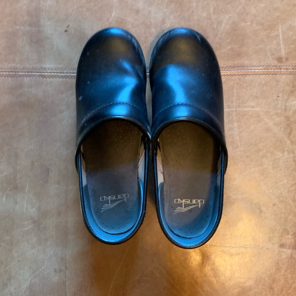 Black Dansko clogs